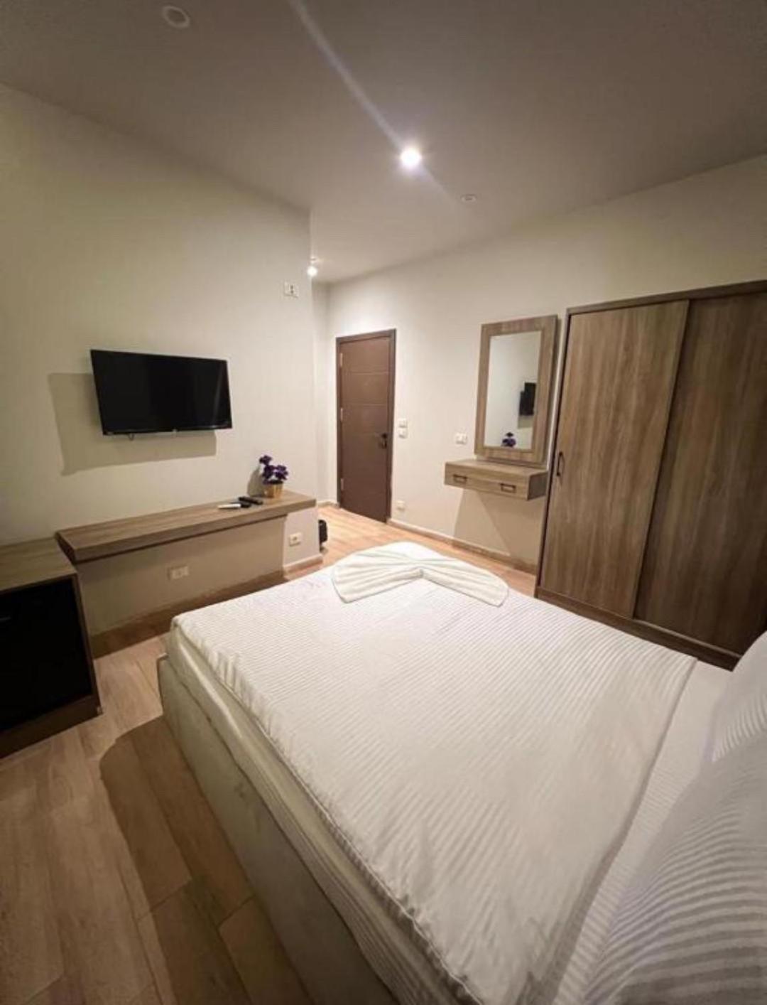 Pyramids Family Inn Kafret el-Gabal Kültér fotó
